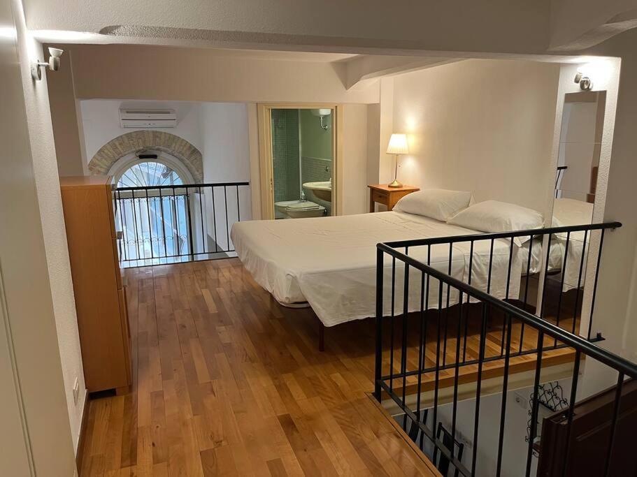 Ferienwohnung Casa Vacanza Al Bastione Di Saint Remy Cagliari Exterior foto